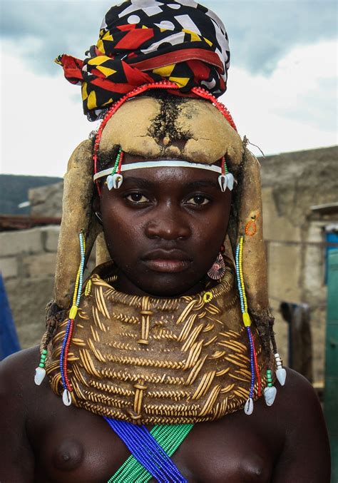 african tribal women pics